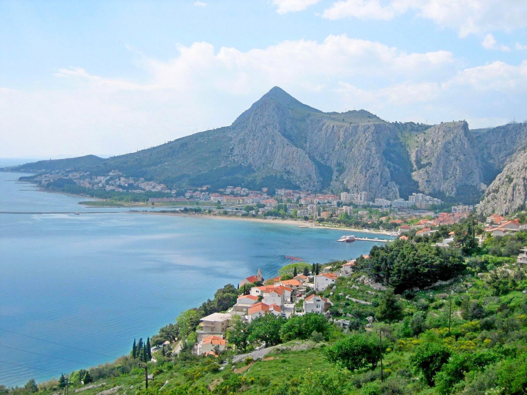 Mladen Hotel Omis Exterior photo